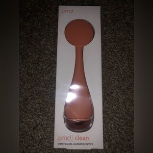 PMD face cleansing brush